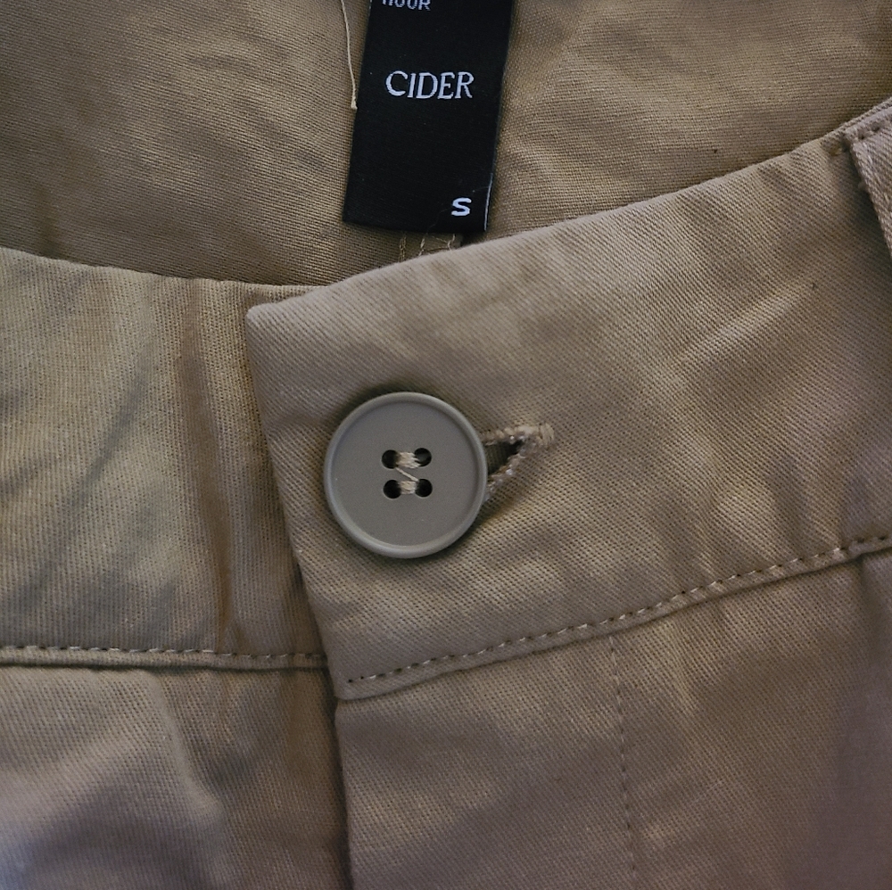 Shorts - Picture 2 of 2